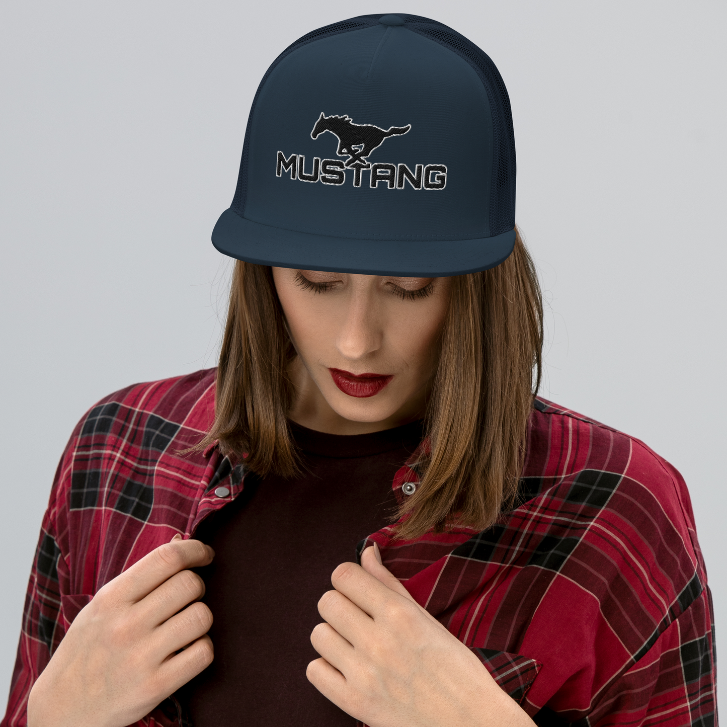 MUSTANG LOGO AND SCRIPT TRUCKER HAT
