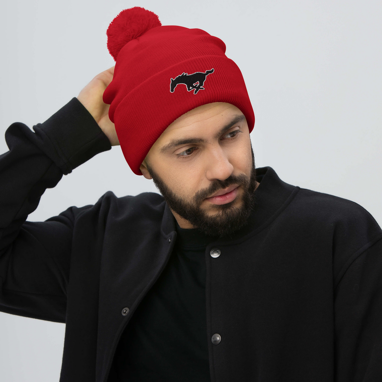 MUSTANG LOGO POM-POM BEANIE